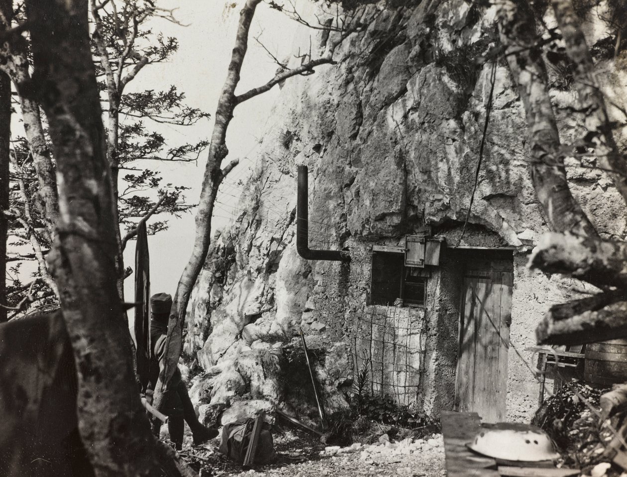 Album "Az én világháborúm - emlékek a délnyugati frontról Karintiában, Olaszországban, Trentino-Alto Adige" 1915.03.31.-1918.12.11 - Josef Zohles Bécs ": a háború menedékhelye (f/w fotó) alkotó: Josef Zohles