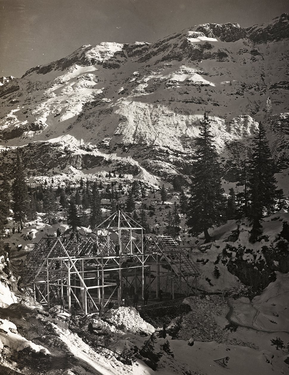 Album "Az én világháborúm - emlékek a délnyugati frontról Karintiában, Olaszországban, Trentino-Alto Adige" 1915.03.31.-1918.12.11. - Josef Zohles Bécs ": épületépítés (b/w alkotó: Josef Zohles