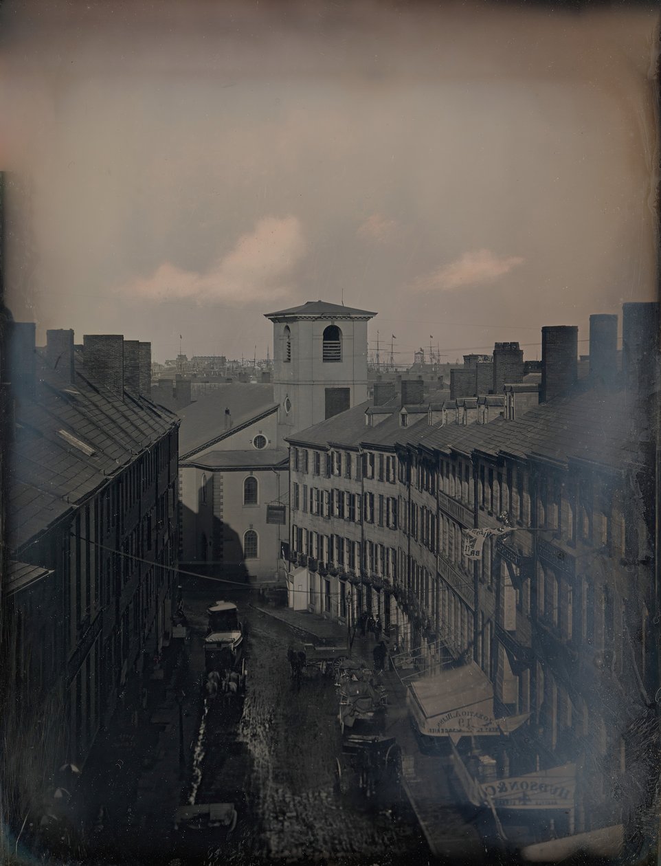 Tekintse meg a Brattle Streetet a Southworth & Hawes Stúdióból: 5 12 Tremont Row, Boston, 1855. Alkotók: Josiah Johnson Hawes, Albert Sands Southworth. alkotó: Josiah Johnson Hawes, Albert Sands Southworth