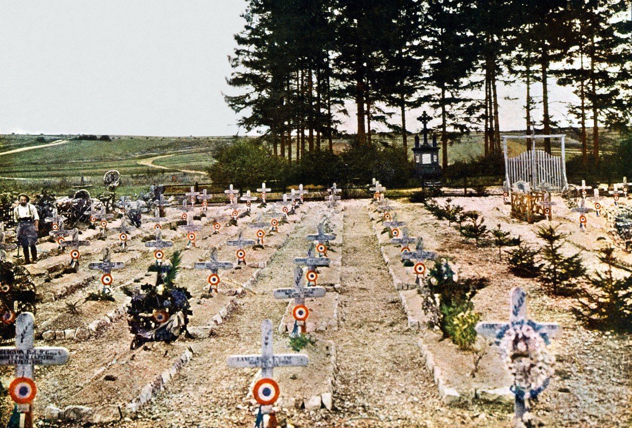 Francia katonai temető, Verdun, 1916 szeptember (autokróm) alkotó: Jules Gervais Courtellemont