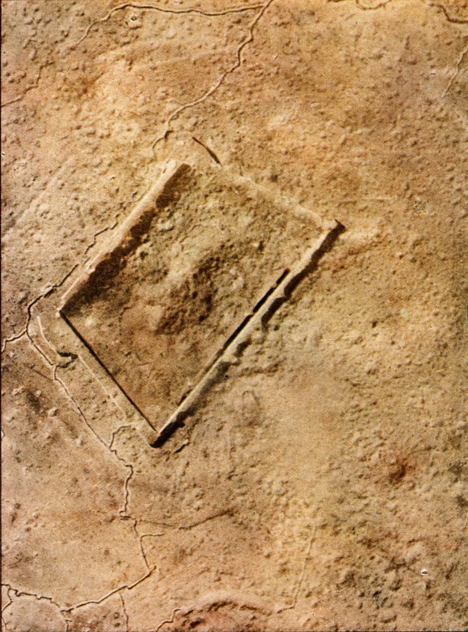 A teljesen tönkrement Fort de Vaux (légifotó) Verdun közelében, 1916. szeptember (autokróm) alkotó: Jules Gervais Courtellemont