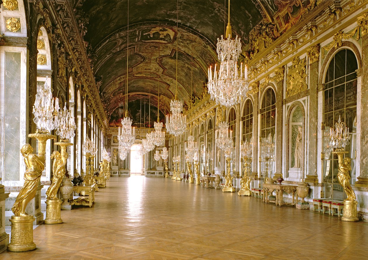 A Galerie des Glaces (Tükrök csarnoka) 1678 alkotó: Jules Hardouin Mansart