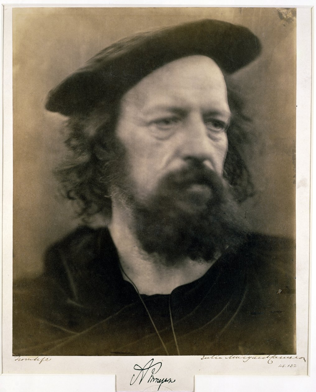 Alfred, Lord Tennyson portréja alkotó: Julia Margaret Cameron