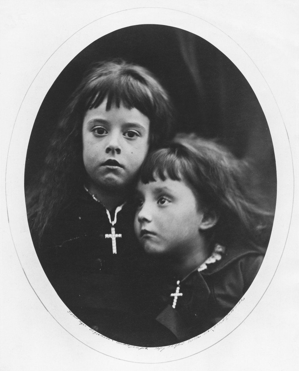 Rachel és Laura (albumnyomat) alkotó: Julia Margaret Cameron