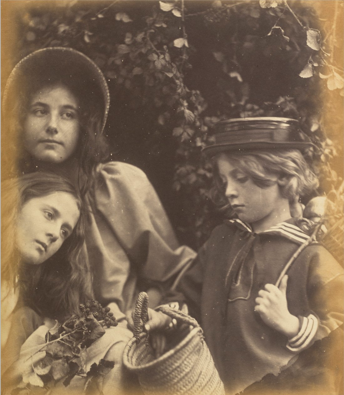 Elizabeth Keown, Kate Keown és Freddy Gould,c. 1866-1868 (fénykép) alkotó: Julia Margaret Cameron