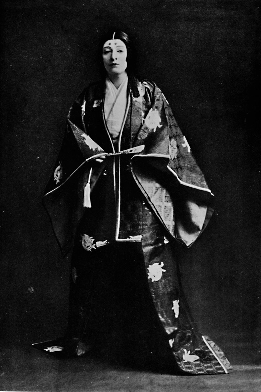Mrs. Charles Burnett 15. századi japán udvari jelmezben. Mrs. Burnetts Japában írt versei alkotó: Julian Leonard Street