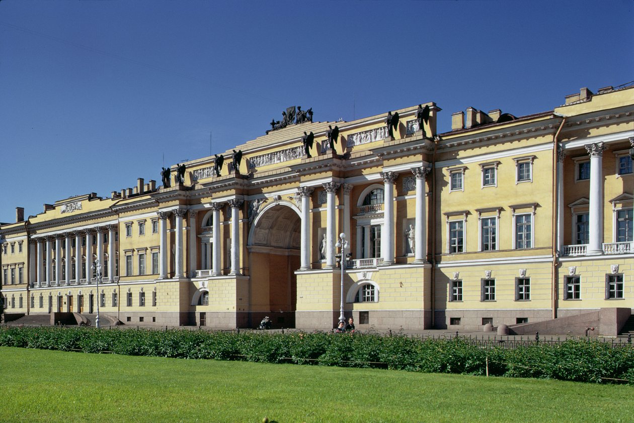 Az 1829-34-ben épült Szenátus és Zsinat alkotó: Karl Ivanovich Rossi