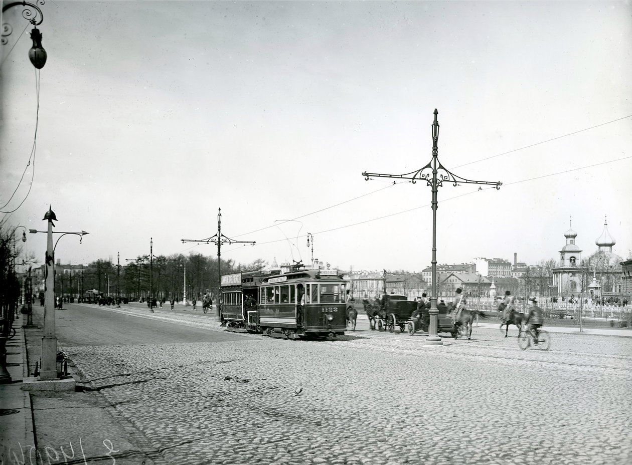 Elektromos villamosok Szentpéterváron, 1910 körül alkotó: Karl Karlovich Bulla