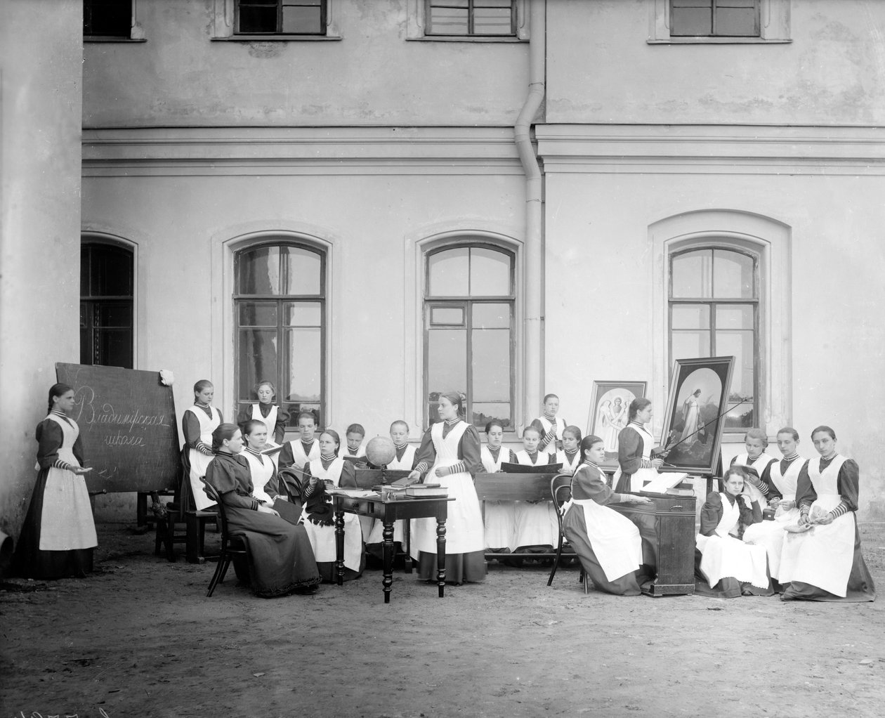A Vlagyimir Egyházi Iskola, Szentpétervár, 1909 alkotó: Karl Karlovich Bulla