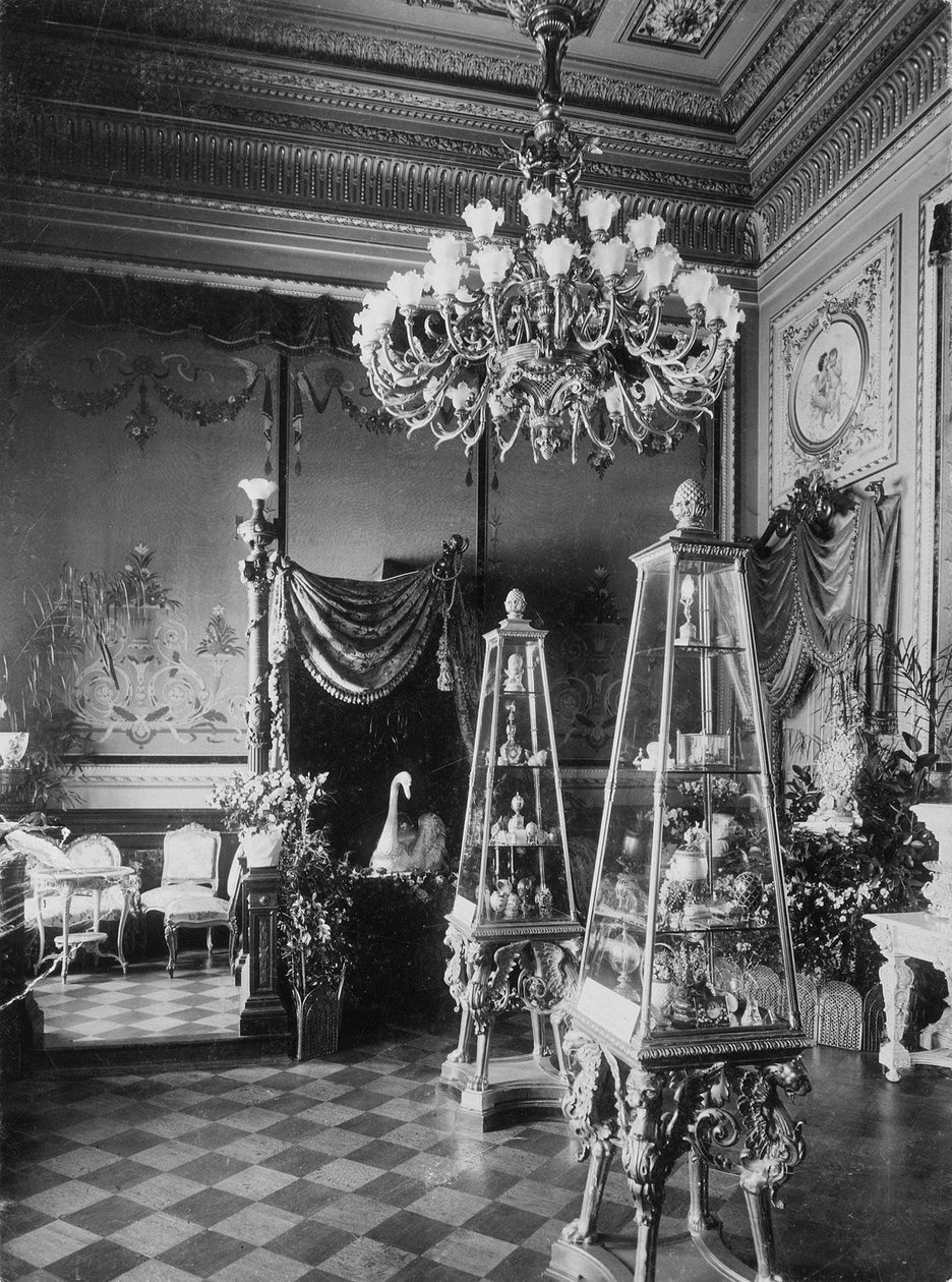 A Fabergé-ház kiállítása, 1902 alkotó: Karl Karlovich Bulla