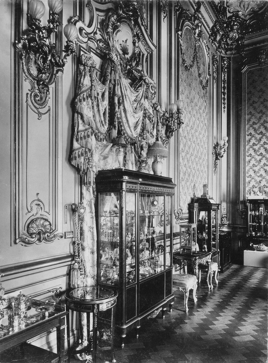 A Fabergé-ház kiállítása, 1902 alkotó: Karl Karlovich Bulla
