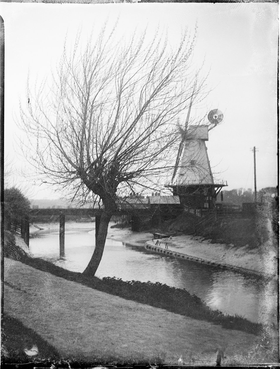 Rye Windmill, Ferry Road, Rye, Rother, East Sussex, 1905.04.25 (f/w fotó) alkotó: Katherine Jean Macfee