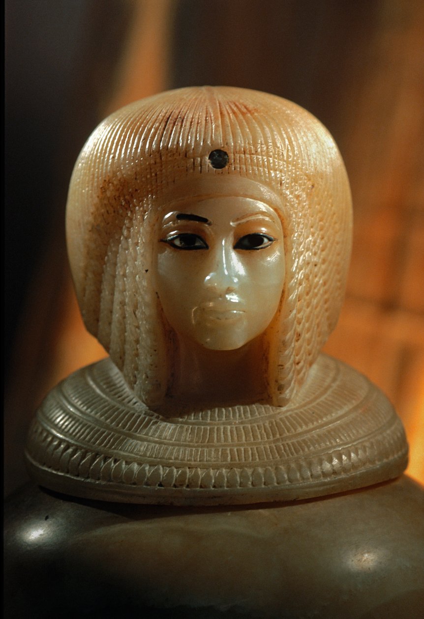 Canoptic Jar fedél formájában Kiya, egy másodlagos felesége fáraó Akhenaten, talán a..., 2009 (fotó) alkotó: Kenneth Garrett