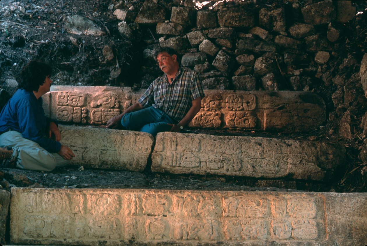 Maya; Guatemala; Ruta Maya, Dos Pilas. Arthur Demarest, Federico Fashen alkotó: Kenneth Garrett