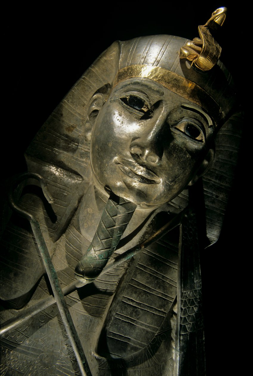 I. Psusennes ezüst- és aranyszarkofágja, harmadik középkor, 2002 (fotó) alkotó: Kenneth Garrett