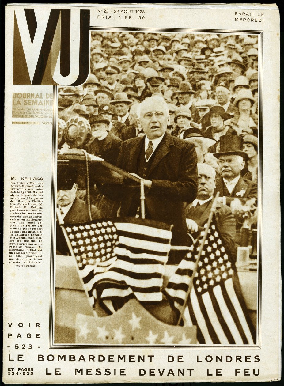 Frank Billings Kellogg (1856-1937), amerikai politikus, Minnesota állam szenátora, 1925 és 1929 között külügyminiszter, 1929-ben Nobel-békedíjas portréja, egy amerikai kongresszuson elhangzott beszédében. Keystone fotózás, a VU hetilap címlapjára alkotó: Keystone View Company