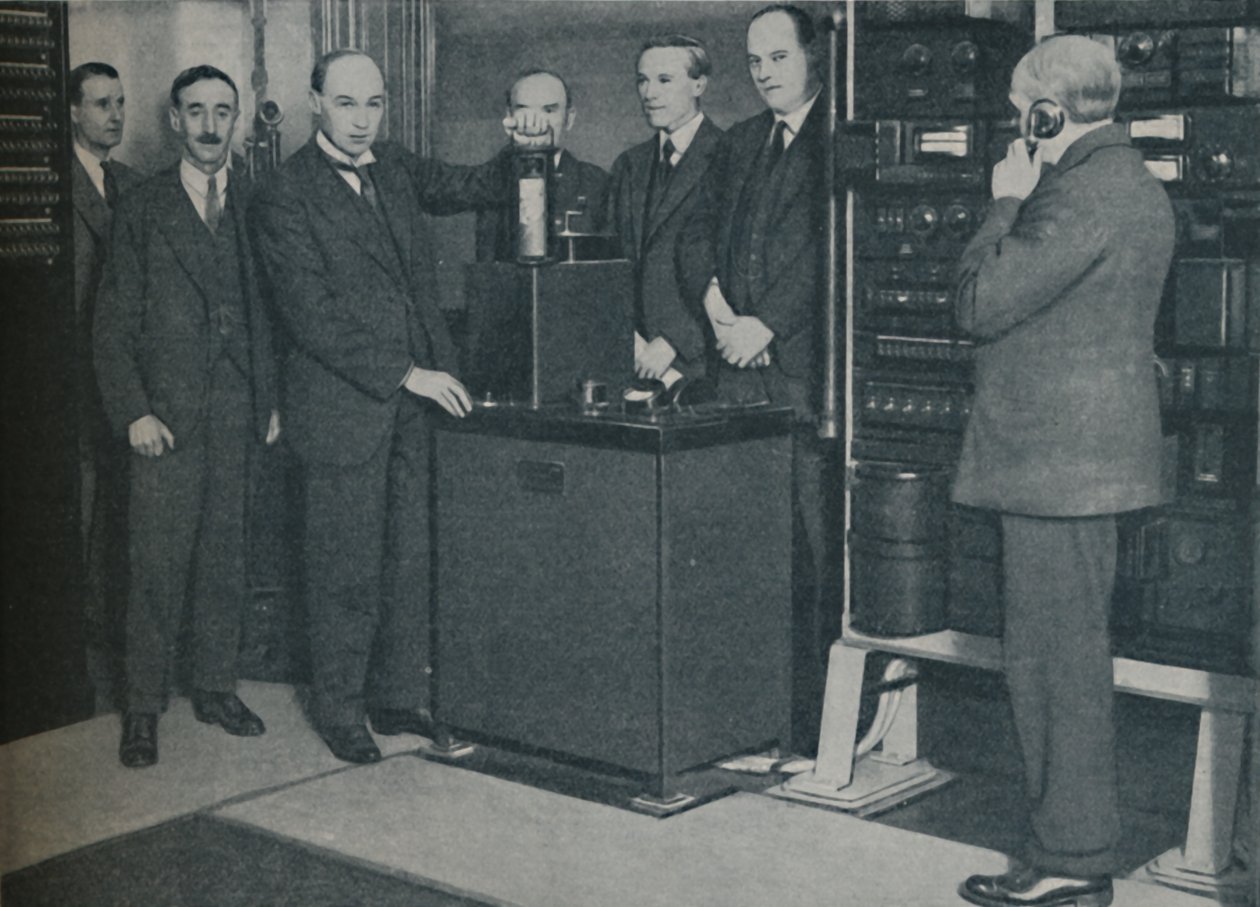 Az új varázslat: Képek küldése vezeték nélküli és az elkerülhetetlen telefon segítségével, c1935 alkotó: Keystone View Company