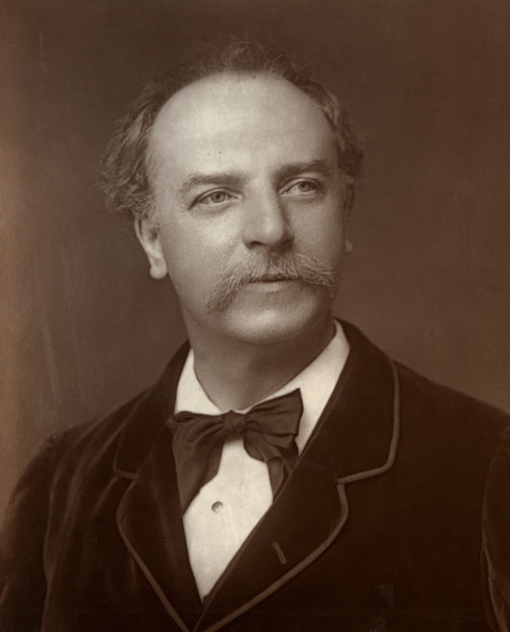 Charles Santley brit operaénekes, 1888 alkotó: Kingsbury and Notcutt