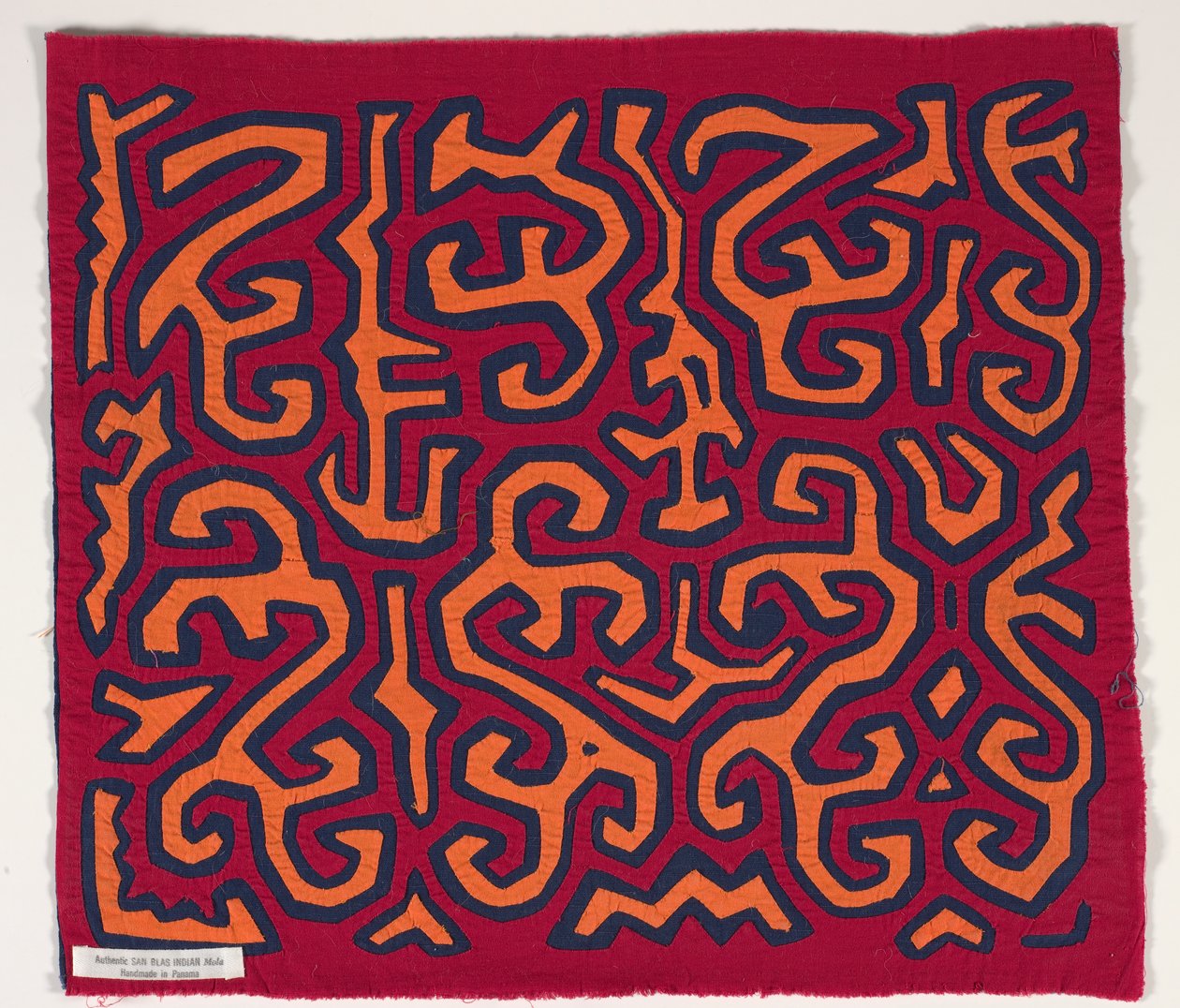 Ing panel (mola) (ratasztott pamut) alkotó: Kuna Indian Culture