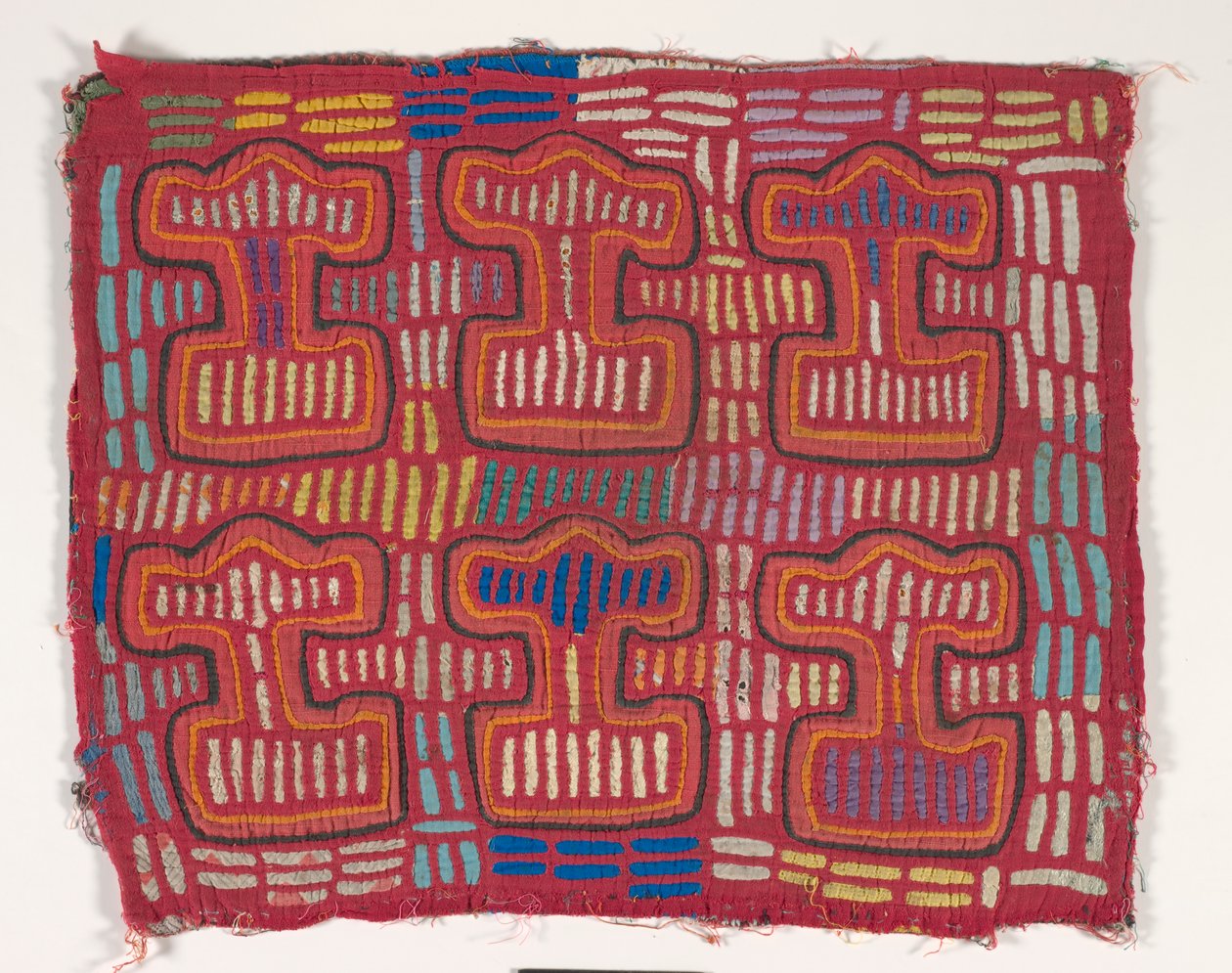 Ing panel (mola) (ratasztott pamut) alkotó: Kuna Indian Culture