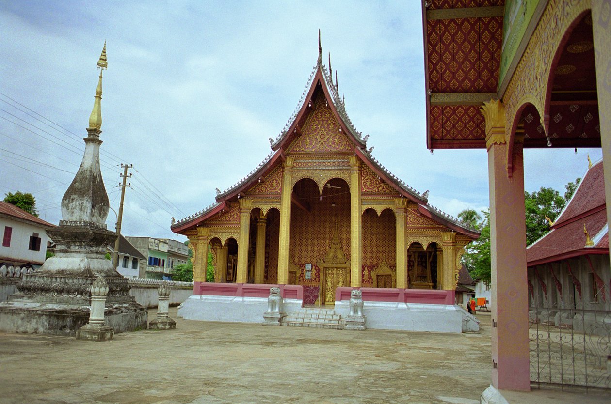 Wat Mai alkotó: School Laotian