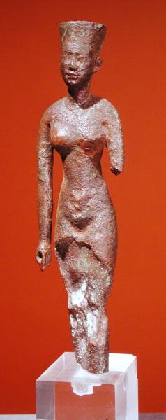 Istennő figurája (bronz) alkotó: Late Period Egyptian
