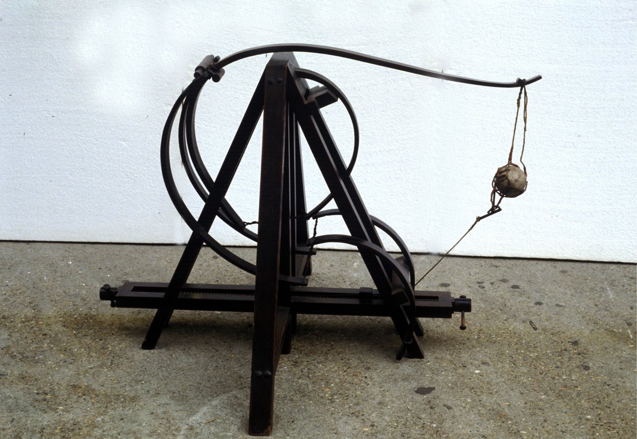 Egy katapult. Modell Leonardo da Vinci (Leonardo da Vinci) rajzából. Tudományos és Technológiai Múzeum, Milánó. alkotó: Leonardo da (after) Vinci