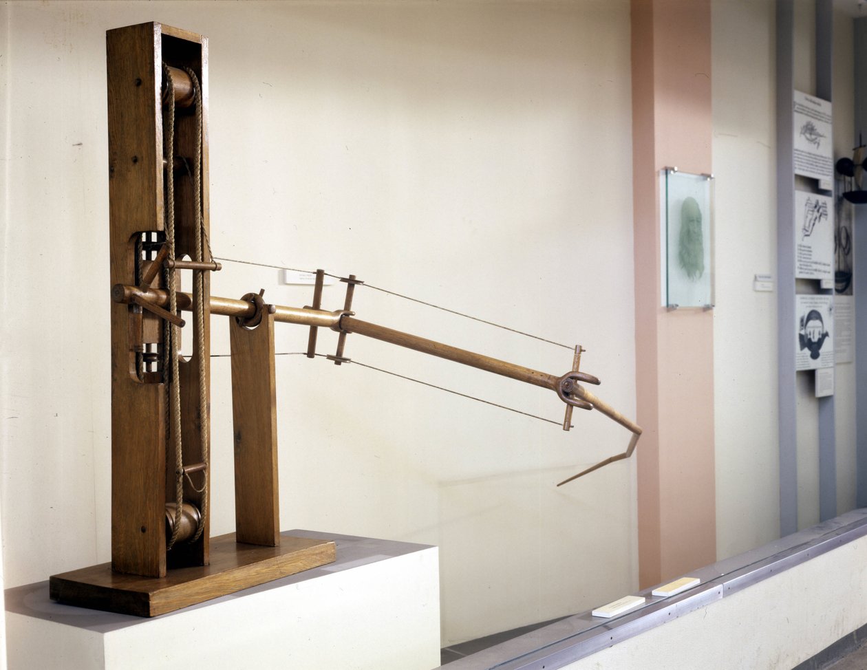Változó dőlésszögű szárny, Leonardo da Vinci (Leonardo da Vinci) rajza szerinti modell. Tudományos és Technológiai Múzeum, Milánó. alkotó: Leonardo da (after) Vinci