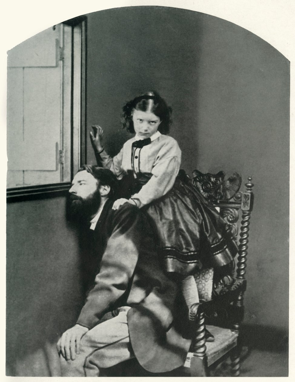 Az ablaknál, 1860-as évek, 1948. alkotó: Lewis Carroll