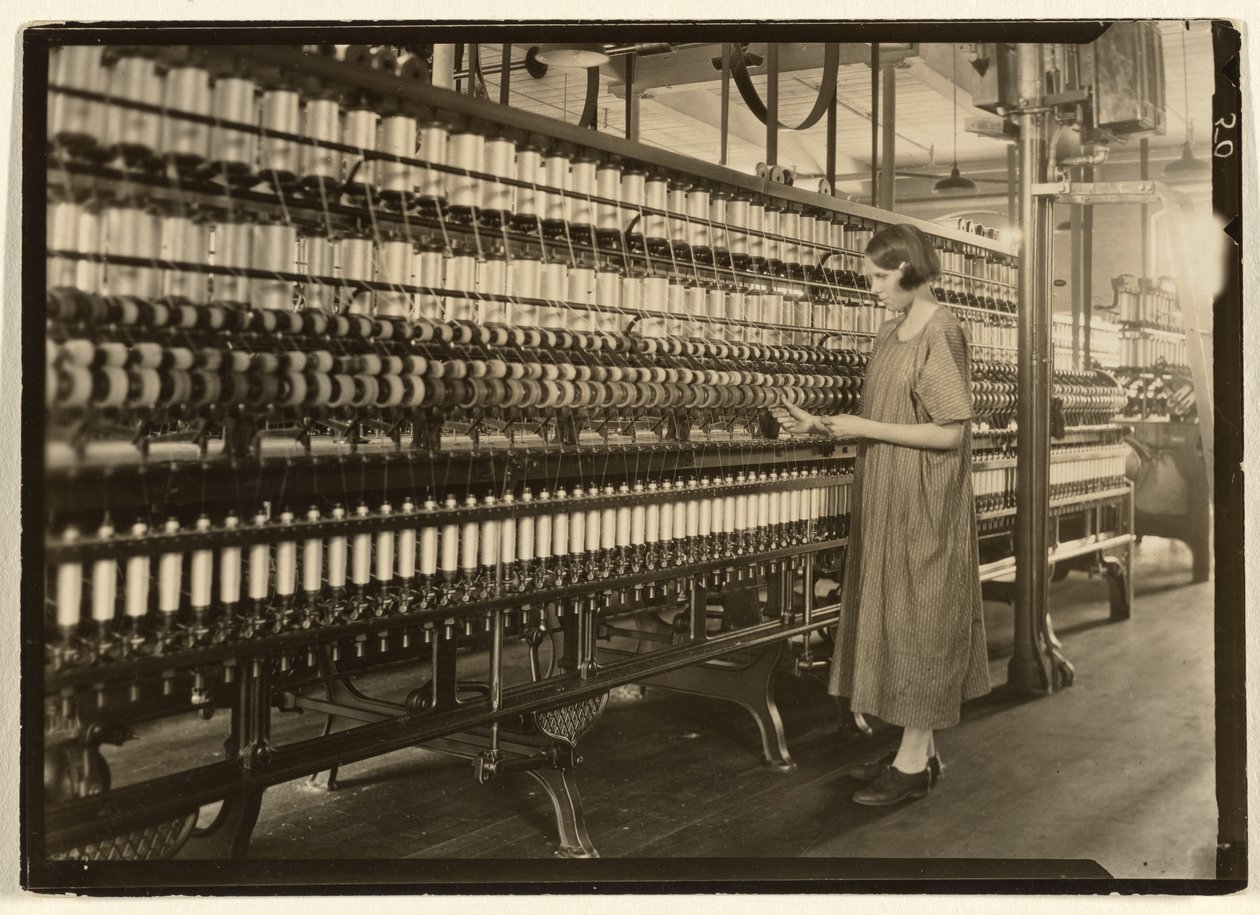 Fonó, Cheney Selyemgyár alkotó: Lewis W. Hine