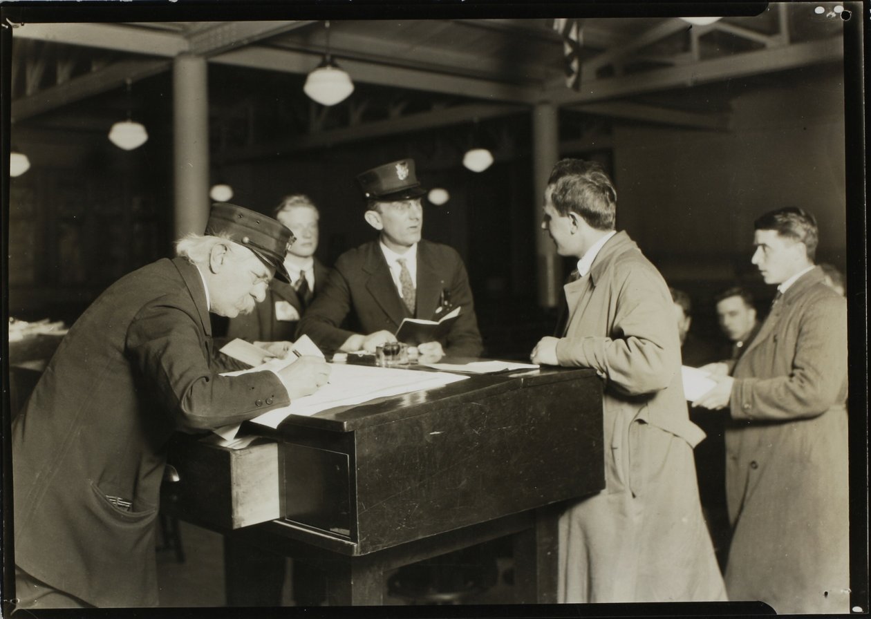 Közelkép Ellis Islanden alkotó: Lewis Wickes Hine