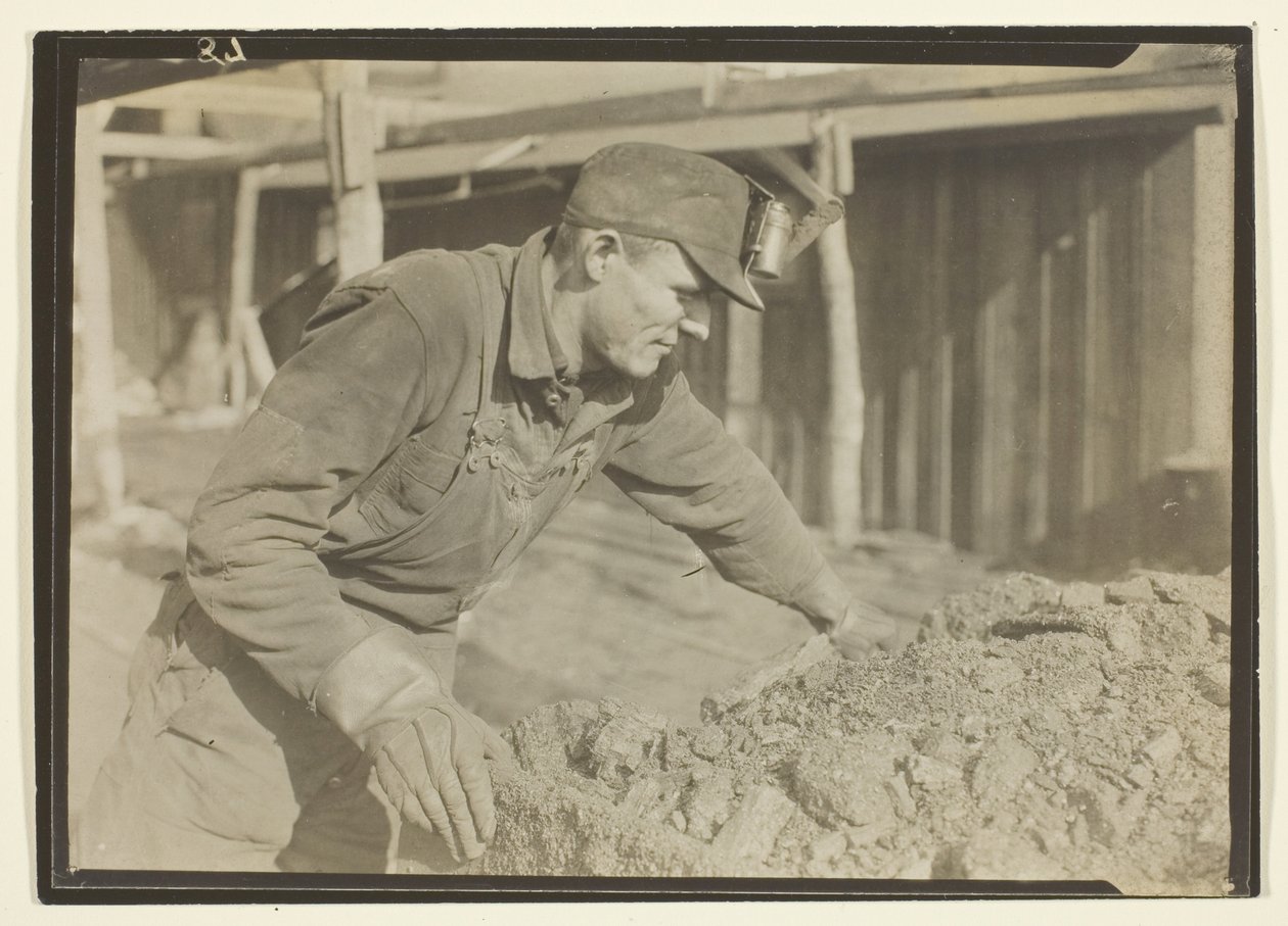 Fékező a szénvonaton, Pennsylvania alkotó: Lewis Wickes Hine