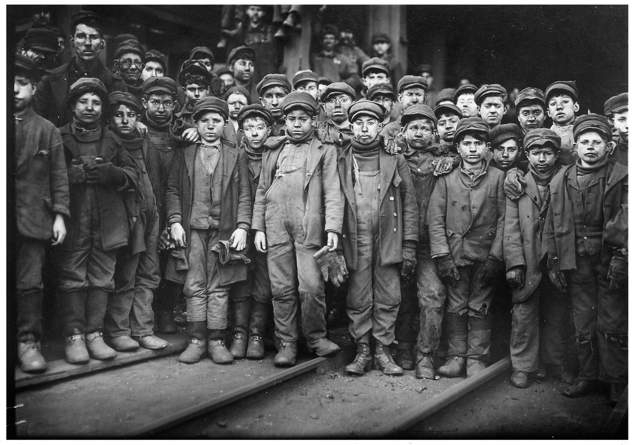 Breaker Boys Pittston PA 1911 körül alkotó: Lewis Wickes Hine