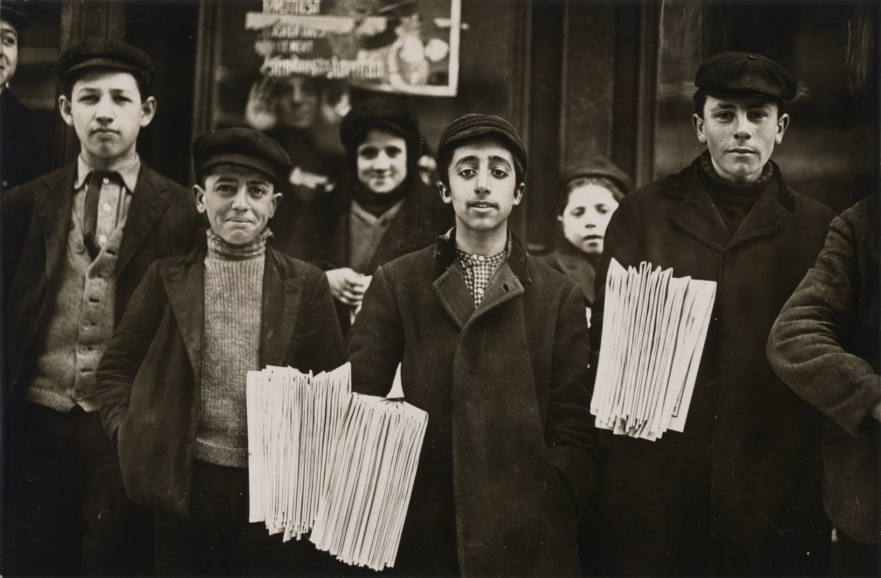 Hartfordi újságárus fiúk alkotó: Lewis Wickes Hine