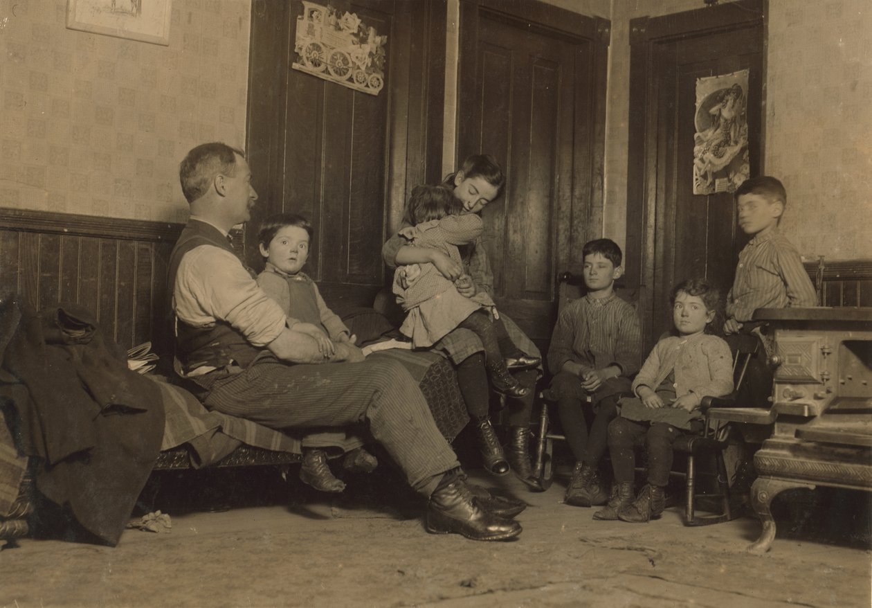 Alfred Benoit otthona New Bedfordban, Massachusettsben, a Bennett Mill gyermekseprője és a 11 gyermek egyike, 1912 alkotó: Lewis Wickes Hine