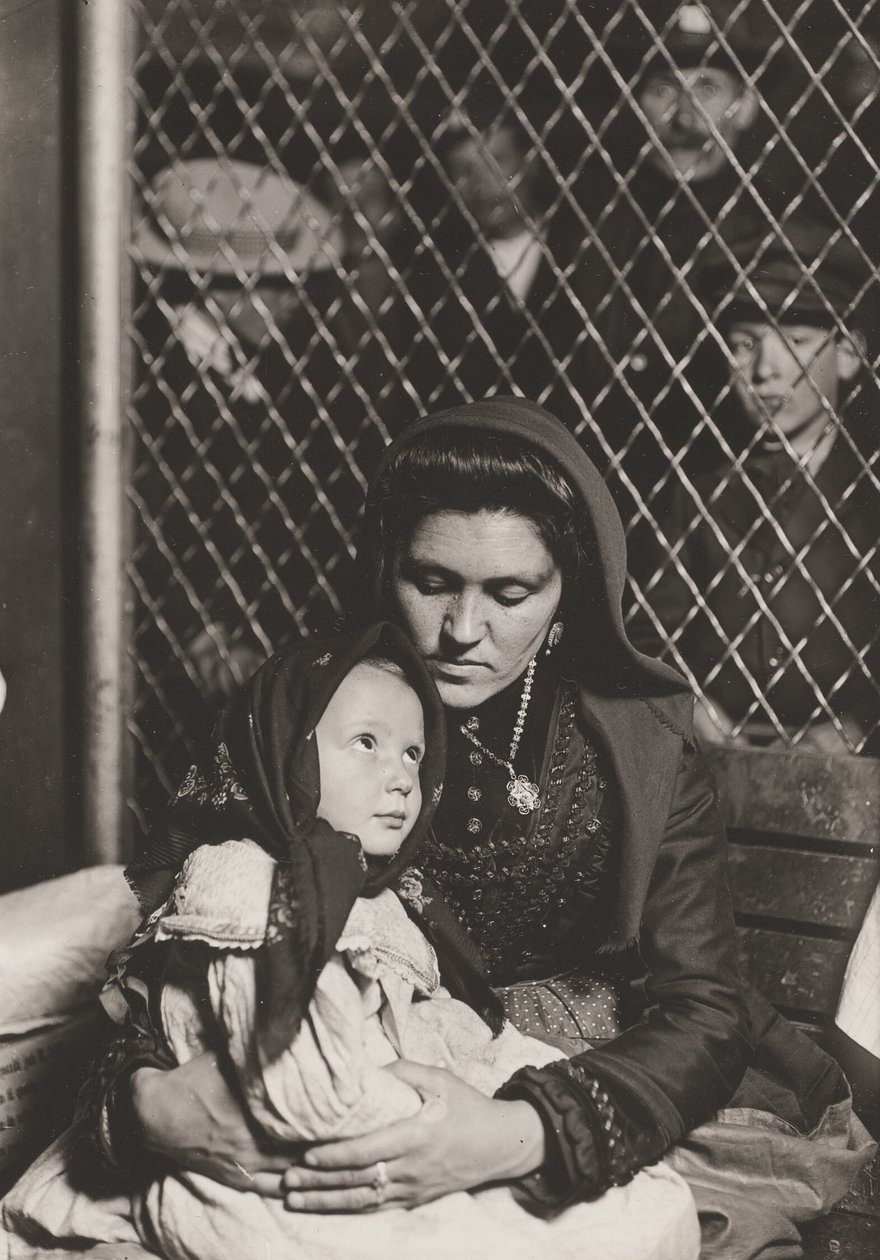 Bevándorló anya és gyermeke alkotó: Lewis Wickes Hine