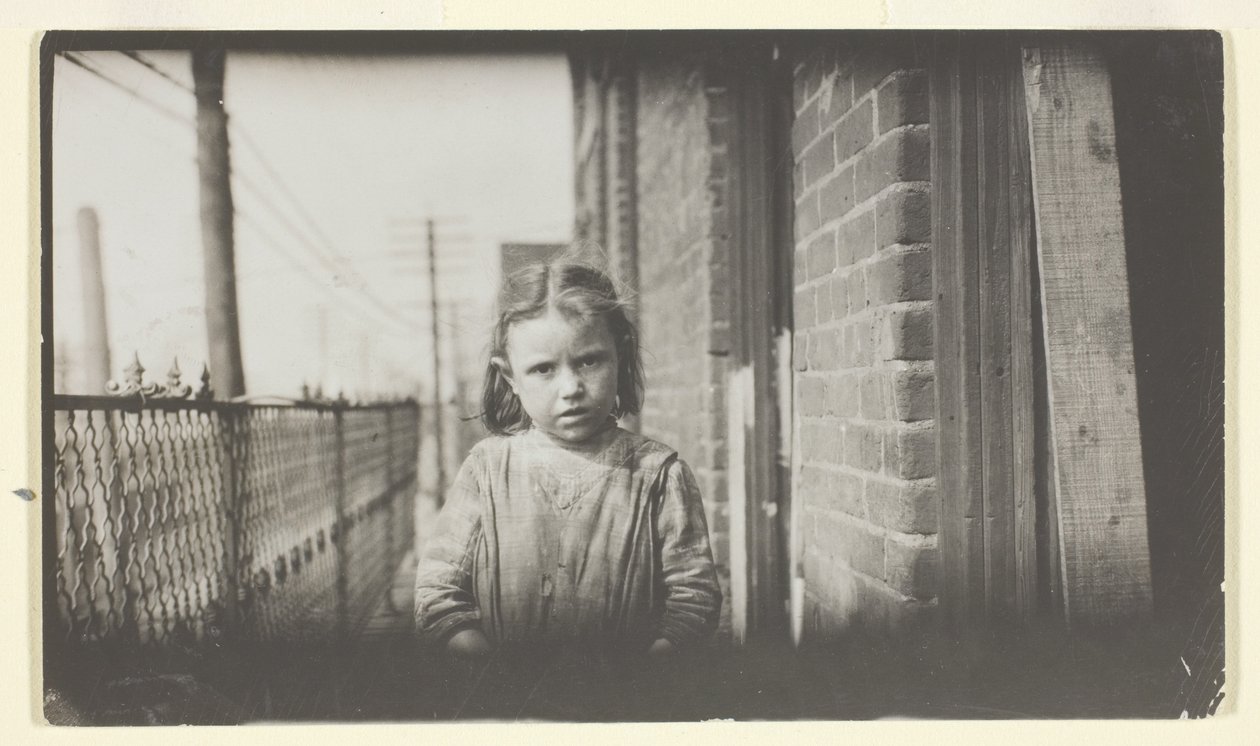 Lilie Stainers, 7 éves. Atlanta, Georgia alkotó: Lewis Wickes Hine