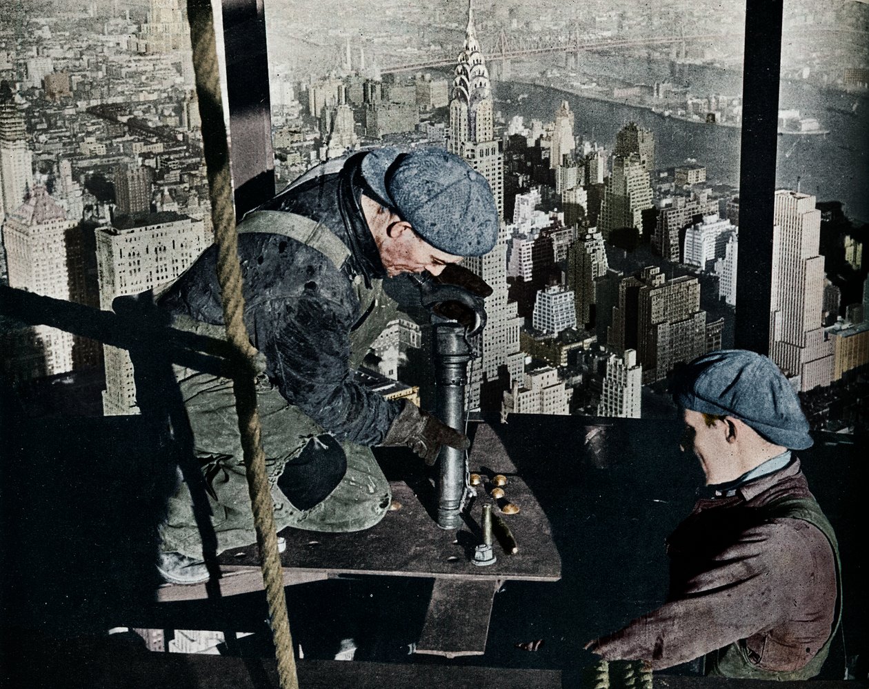 Az utolsó csavarok szegecselése az Empire State Building reggeli árbocán, 1931 alkotó: Lewis Wickes Hine