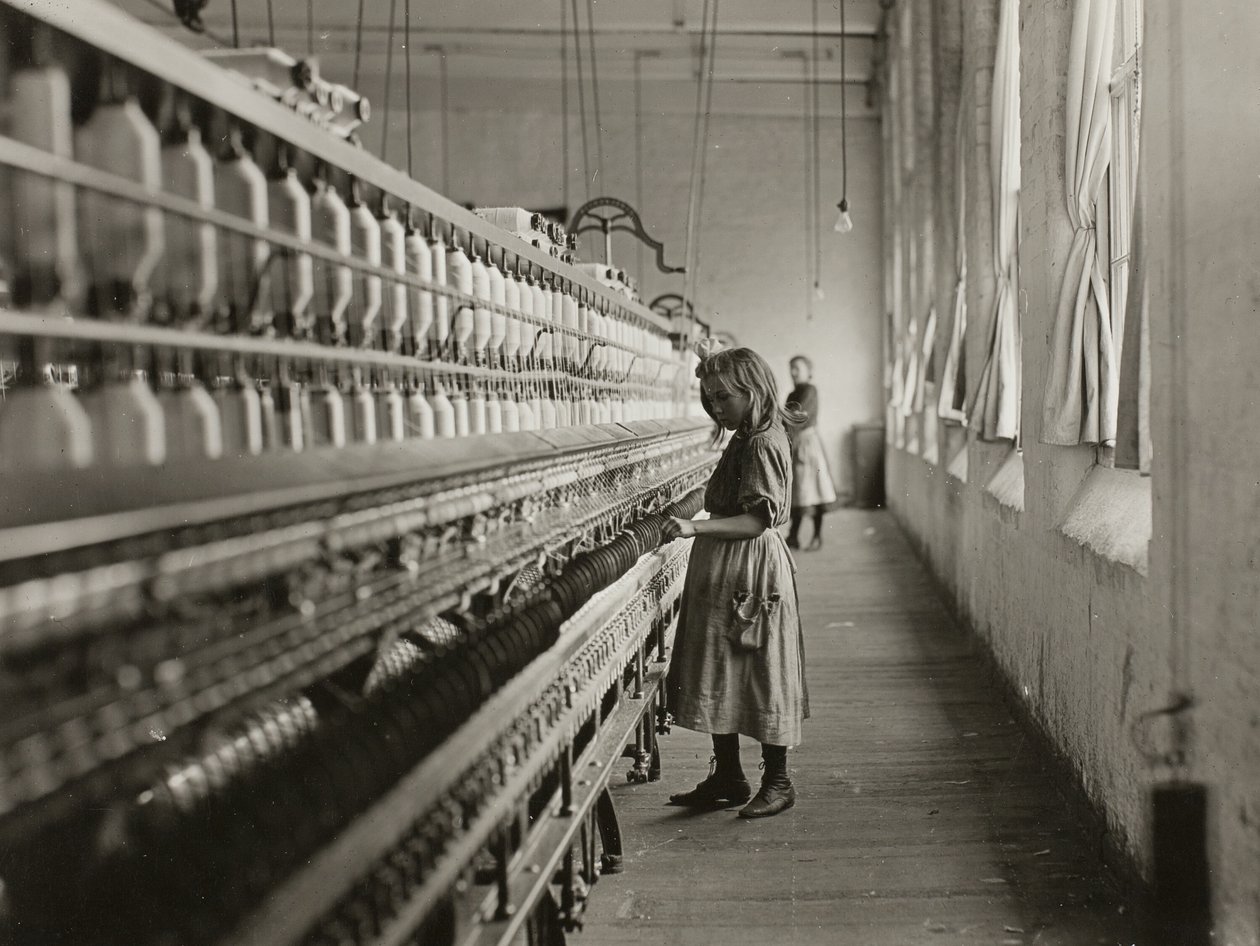 Sadie Pfeifer, egy gyapotgyári fonó, Lancaster, Dél-Karolina állam alkotó: Lewis Wickes Hine