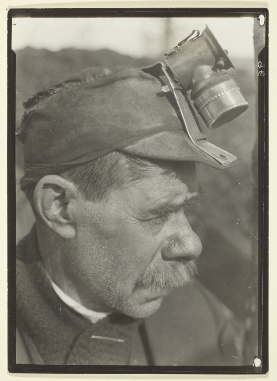 Szláv művezető a pennsylvaniai szénbányában alkotó: Lewis Wickes Hine
