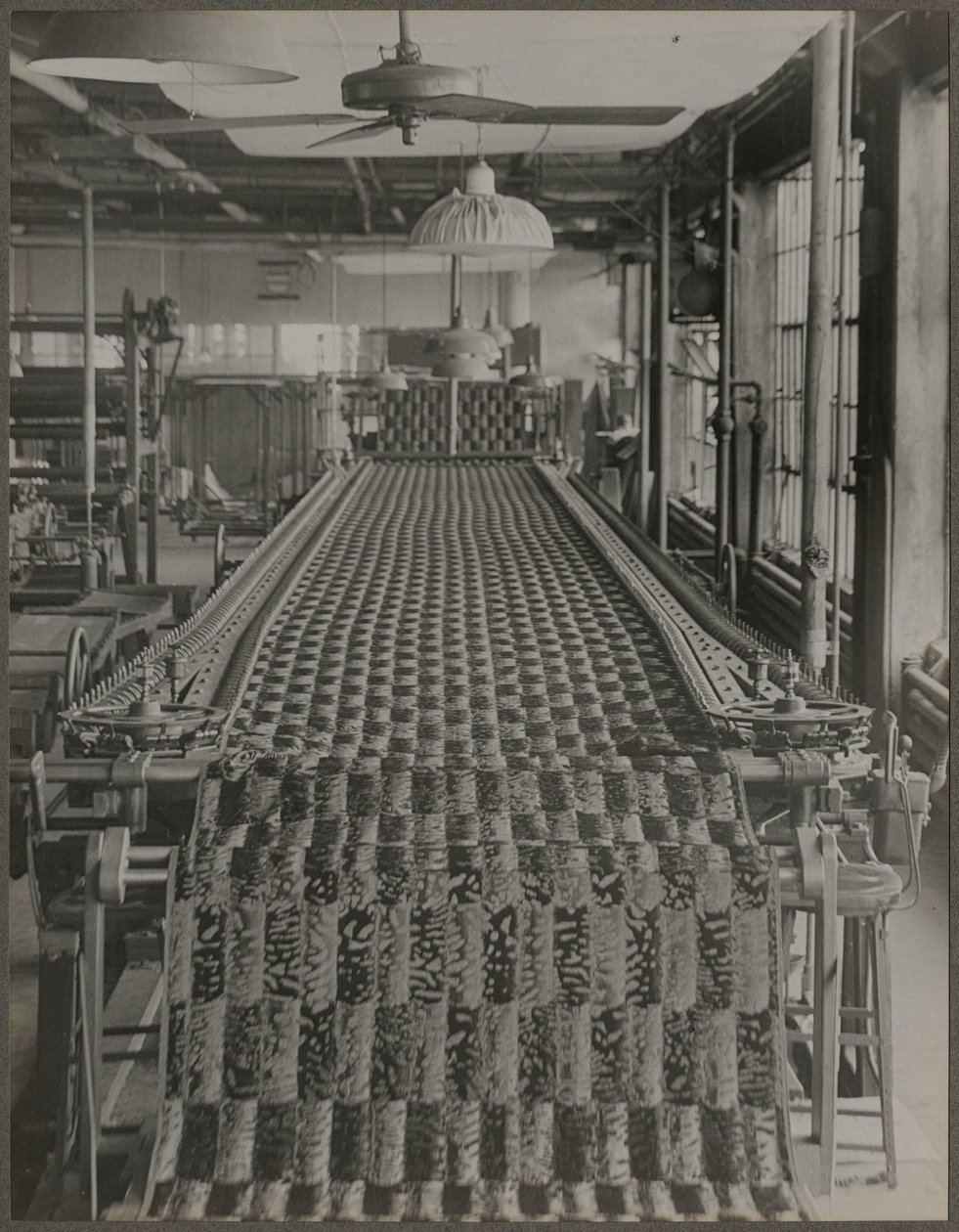 Tender keret alkotó: Lewis Wickes Hine