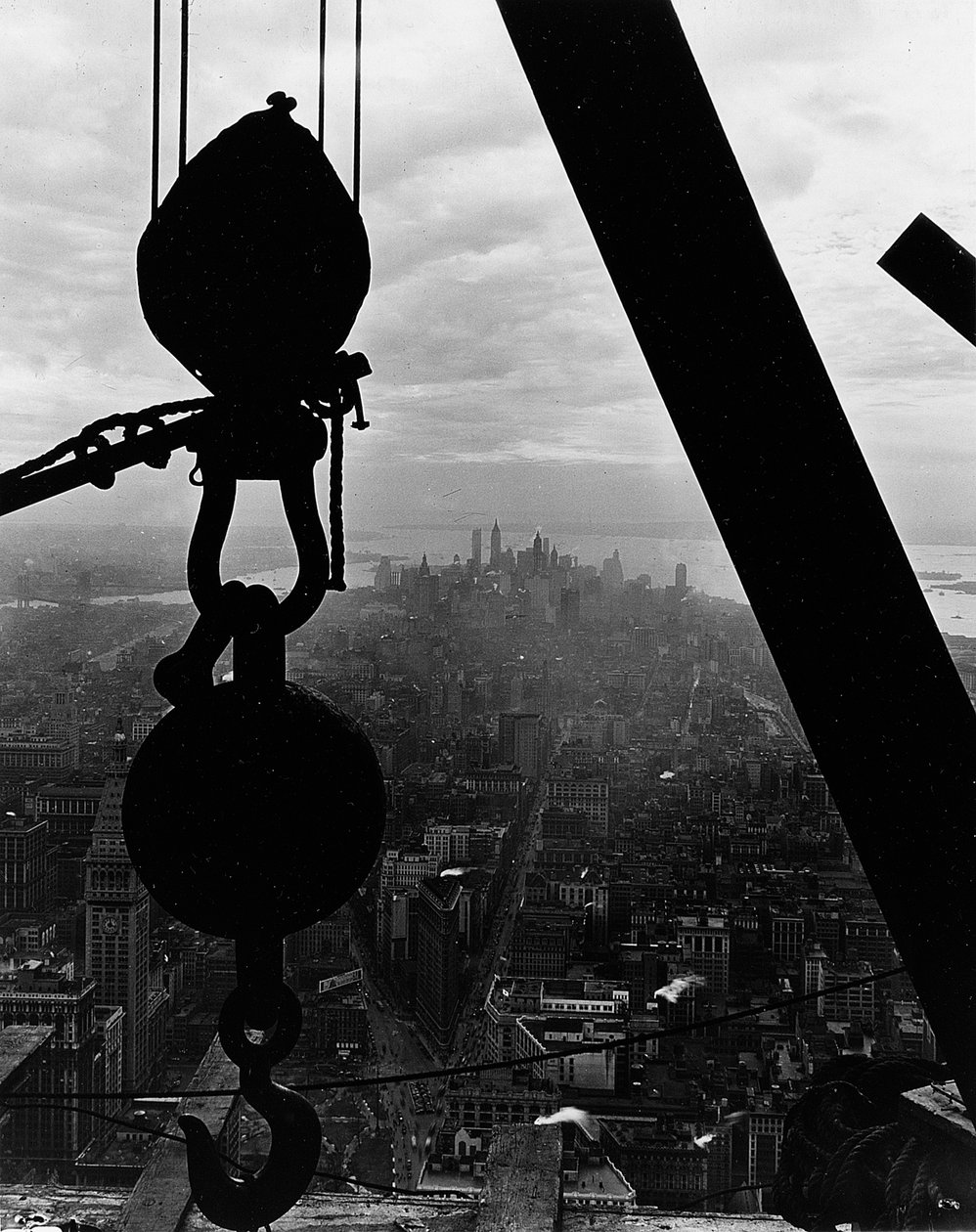Alsó-Manhattan kilátása az Empire State Buildingből, 1931 alkotó: Lewis Wickes Hine