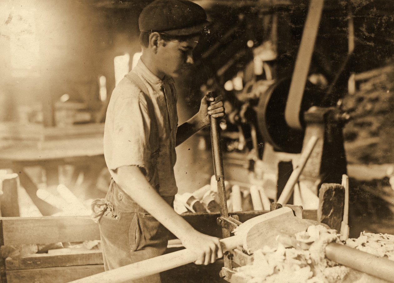 Fiatal fiú egy műhelyben 1936 körül alkotó: Lewis Wickes Hine