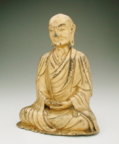 Ülő lohan figurája (aranyozott bronz) alkotó: Liao Dynasty Chinese School