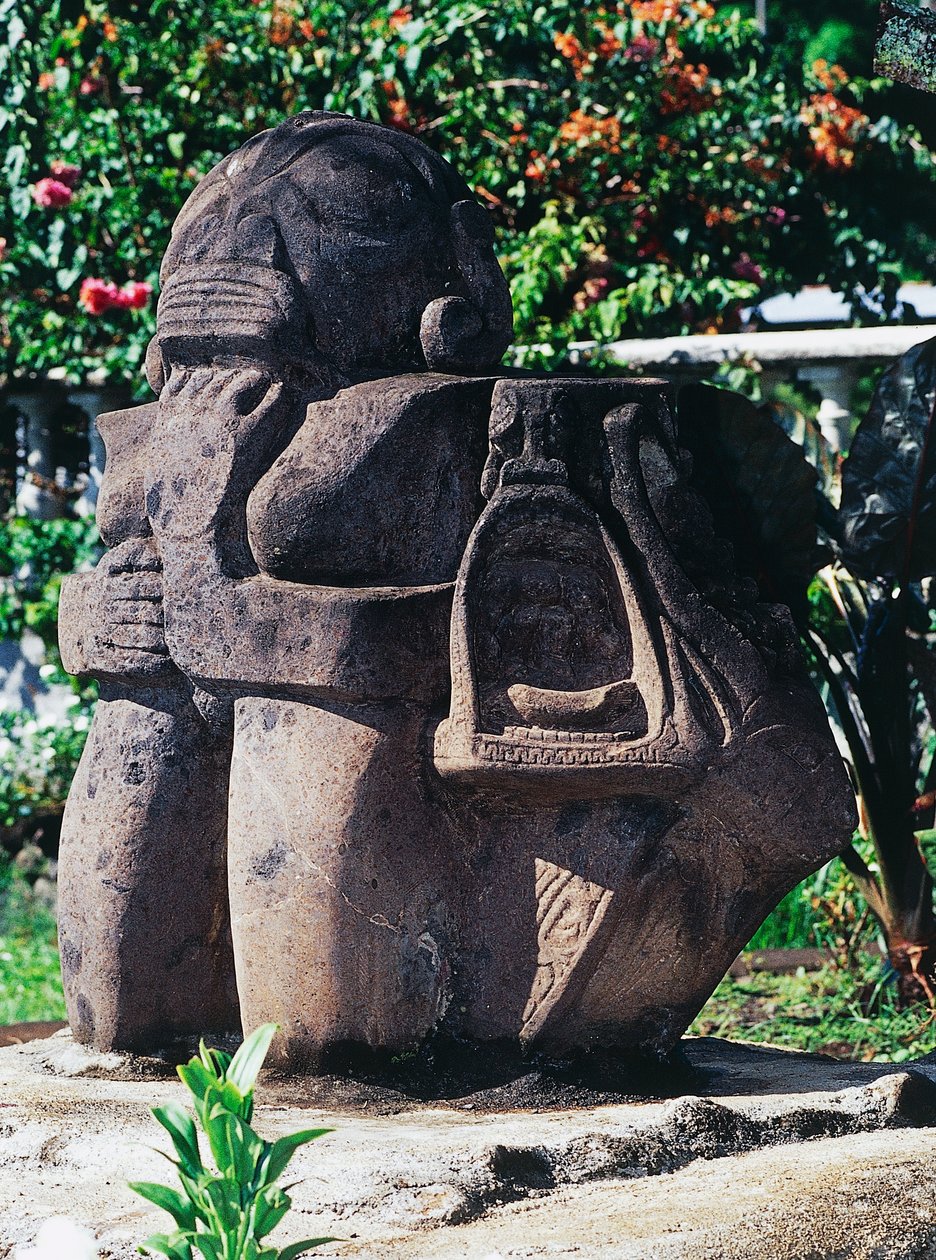 Antropomorf Tiki szobor, Papeete, Tahiti, Társadalom-szigetek, Windward-szigetek szigetvilága, Francia Polinézia (a Francia Köztársaság tengerentúli területe) alkotó: Unbekannt Unbekannt