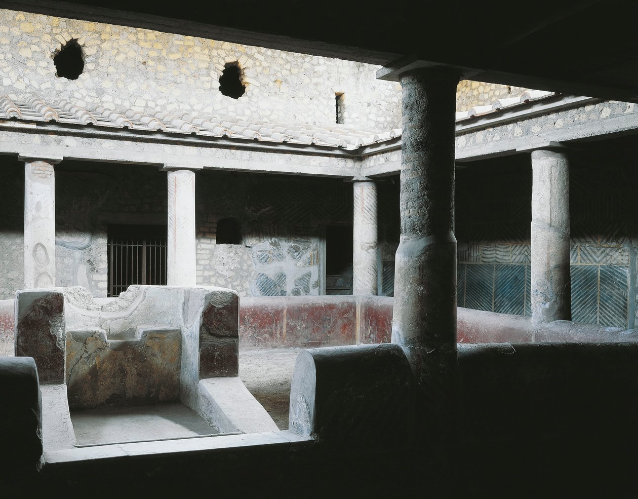 Olaszország, Campania, Oplonti, Torre Annunziata régészeti terület, Roman Villa Poppaea, Kis beltéri átrium szökőkúttal a kert öntözésére alkotó: Unbekannt Unbekannt