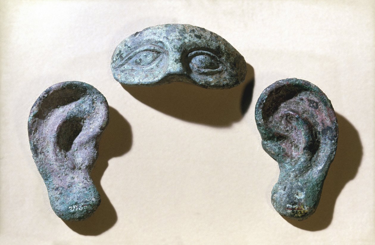 Római római fogadalmi szemek és fülek, bronz, Kr.e. 200-100 alkotó: Unbekannt Unbekannt