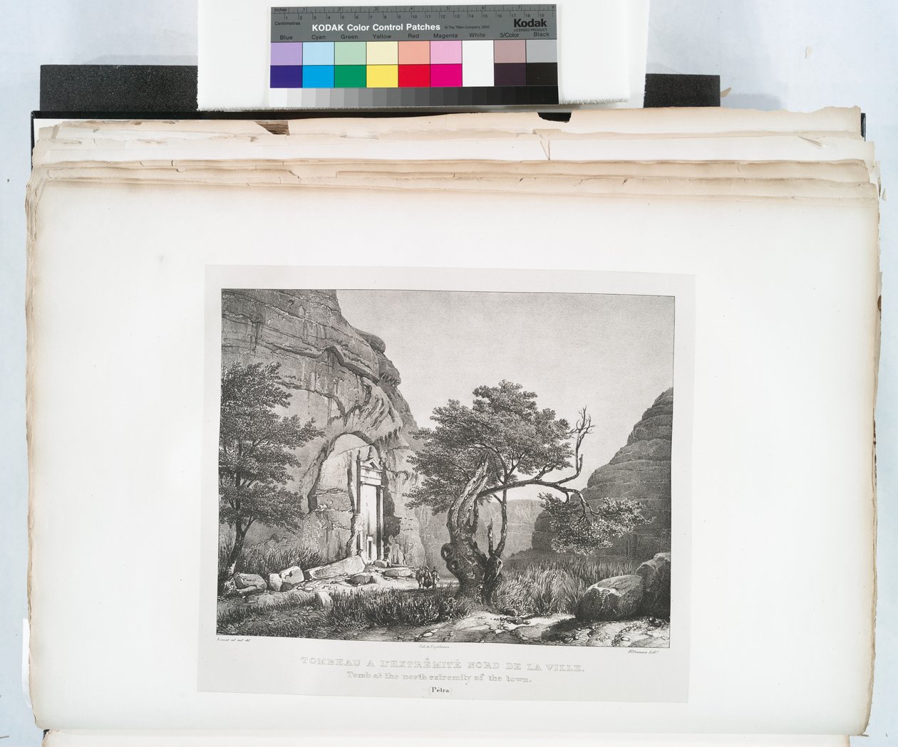 Sírja a város északi szélén, Petrában található alkotó: Linant (Linant Pasha) Bellefonds