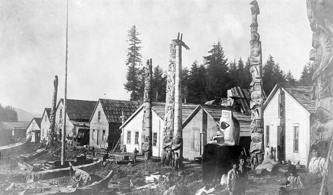 Indian Village, Howkan, Alaszka, 1896 alkotó: Lloyd Valentine and Pond, Edwin Percy Winter