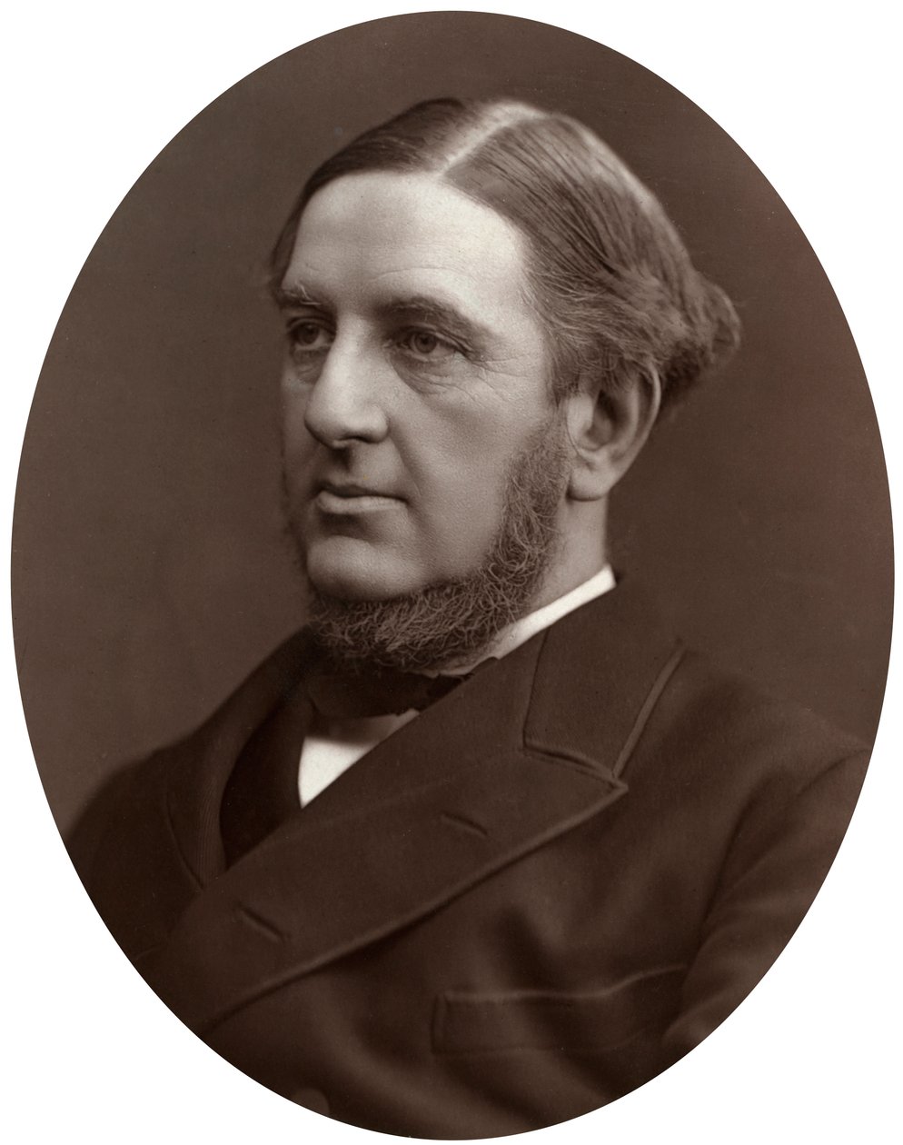Sir William Vernon Harcourt QC, országgyűlési képviselő, a Cambridge-i Egyetem nemzetközi jog professzora, 1877. alkotó: Lock and Whitfield